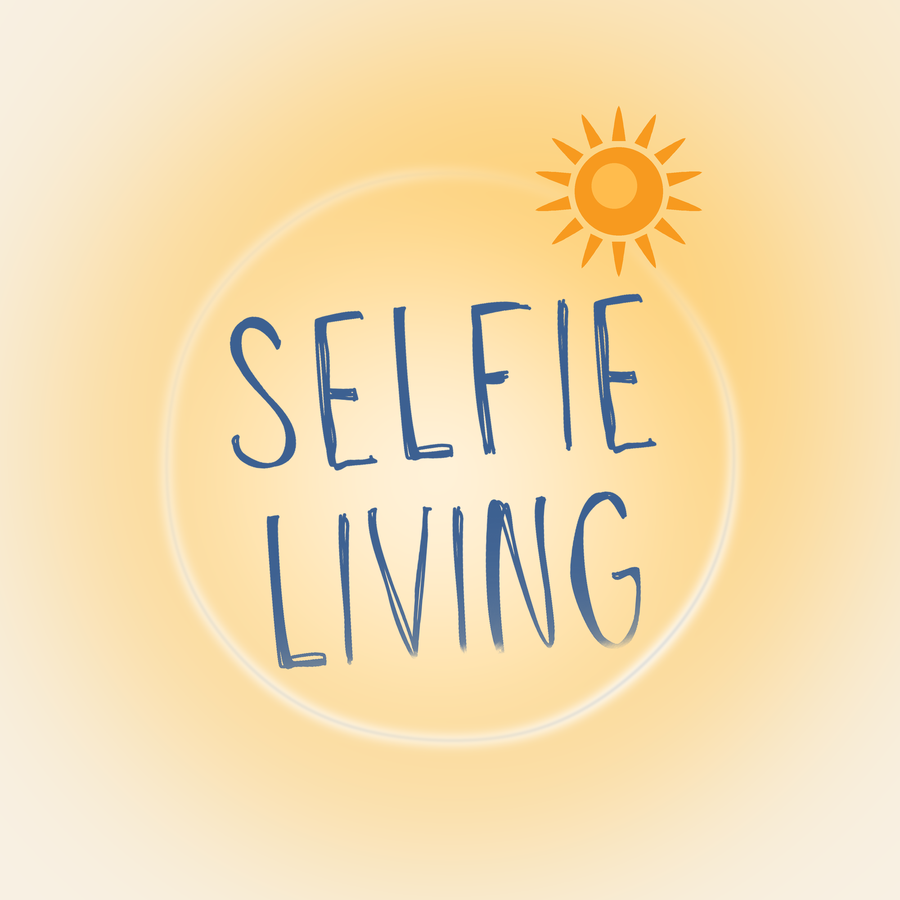 Selfie Living