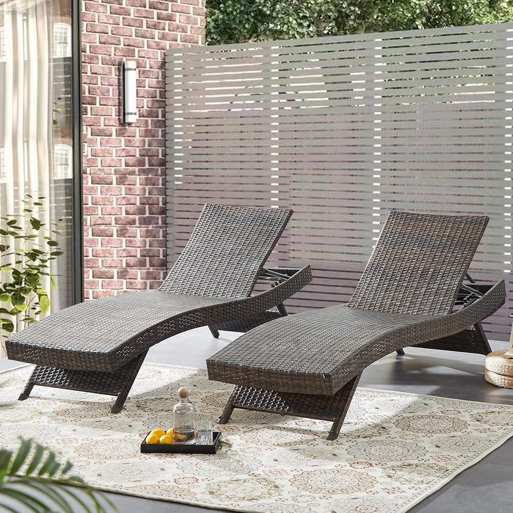 Reclining wicker chaise lounges, set of 2