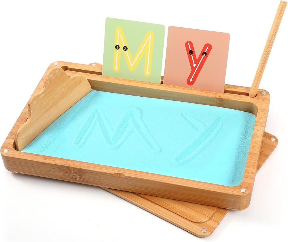 Montessori sand tray with lid